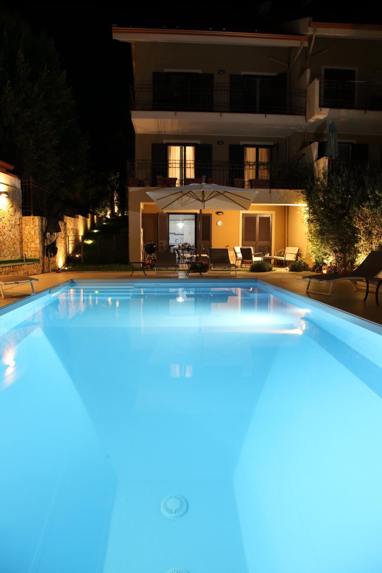 Bed and Breakfast Domus Aurige Messina Esterno foto